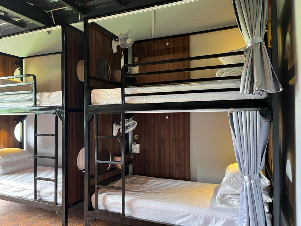 Rocks Ha Giang Hostel & Tour מראה חיצוני תמונה