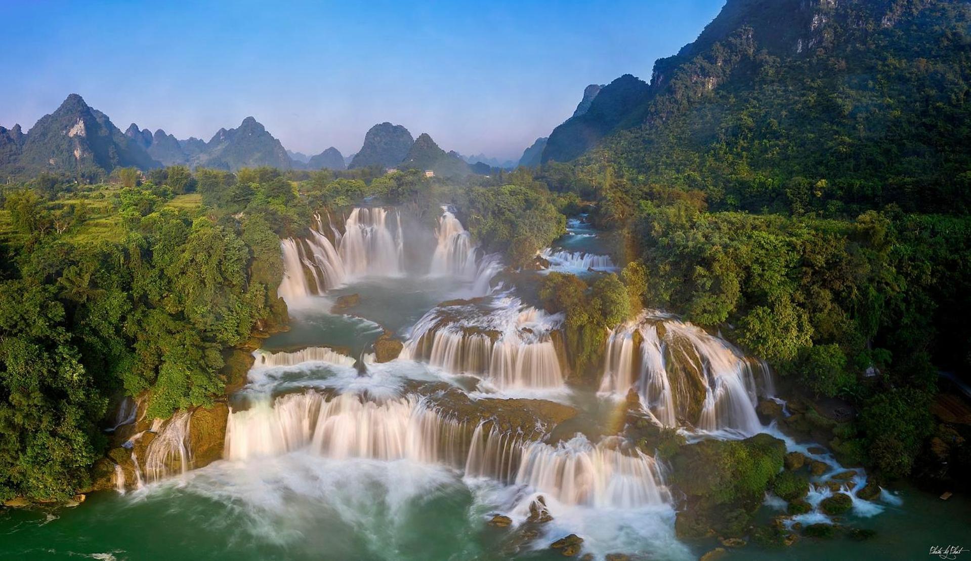 Rocks Ha Giang Hostel & Tour מראה חיצוני תמונה